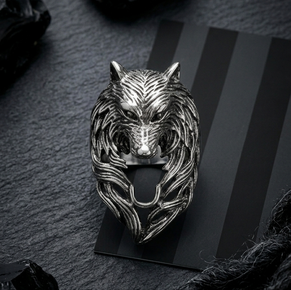 Wolf's Head Men’s 316L Stainless Steel Ring